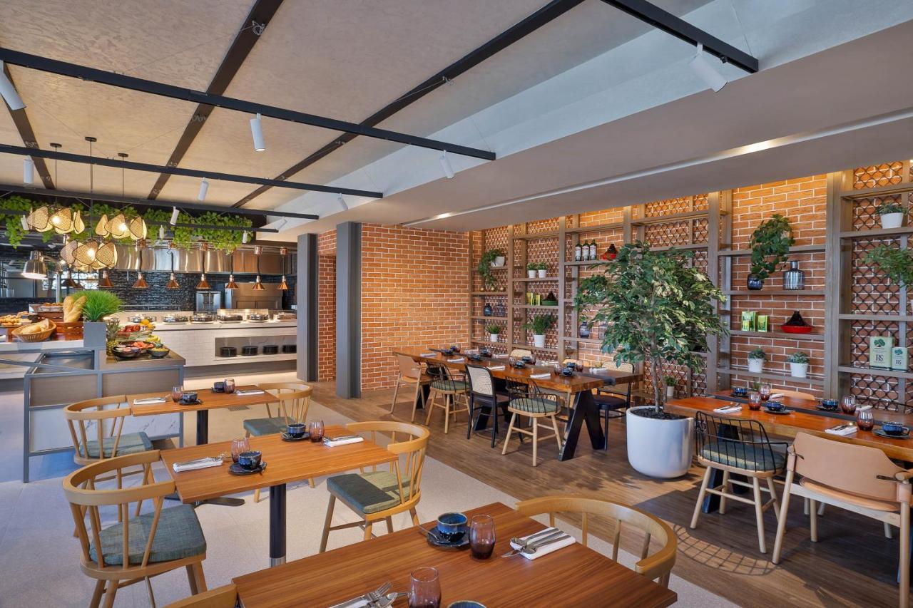 Courtyard By Marriott Culture Village, Dubai Exterior foto